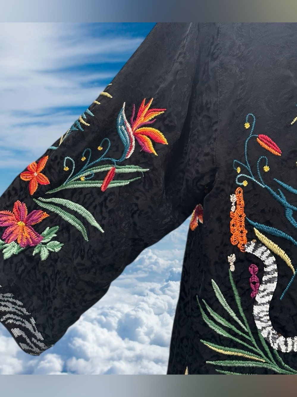 NEW Johnny Was Monica Kimono Sequin Tiger Floral Embroidery Black Jacquard Small - Picture 4 of 14